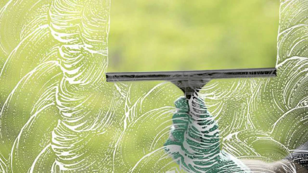 Cómo limpiar vidrios y ventanas con resultados perfectos - Cristacel